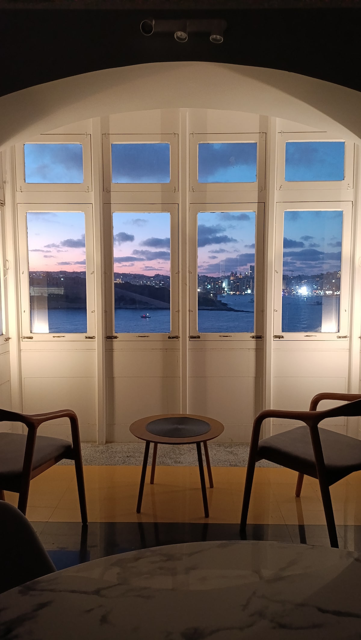 Sea View Apartment in Valletta