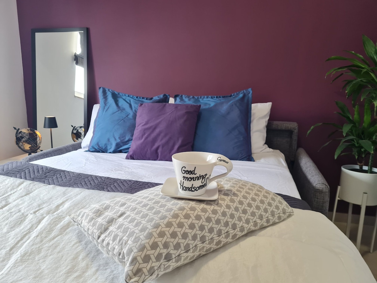 Crash inn a Private room @Mqabba