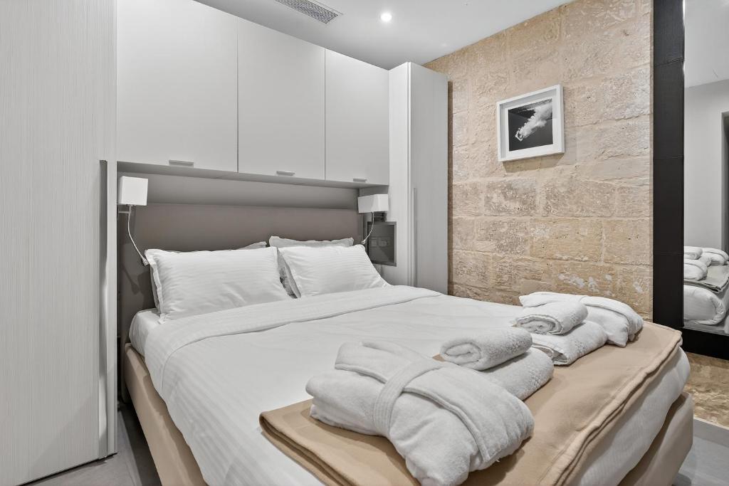 Valletta Two-Bedroom Retreat