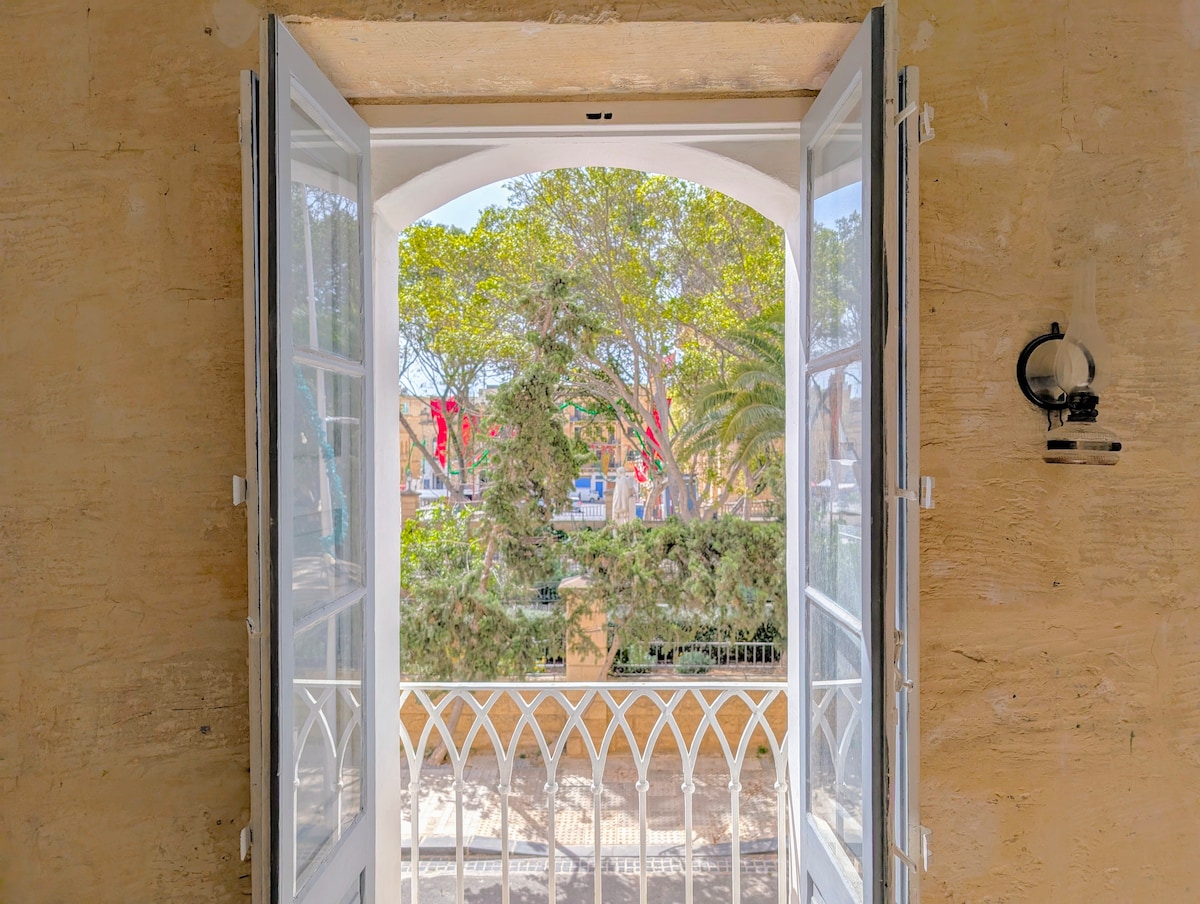 Charming home with garden views