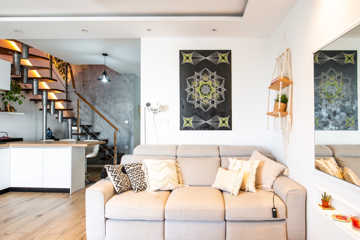 Serene Flat with Fire Pit Near Balutta Bay