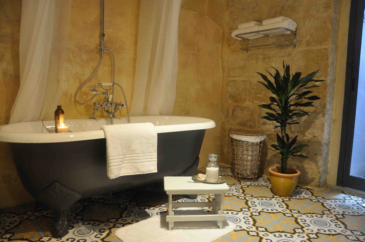 Boho Chic City Suite