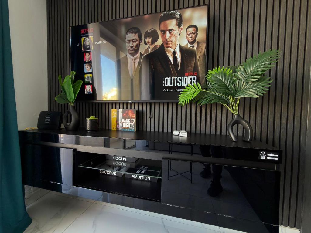 Qawra Holiday Home 2 Bed - Church Square - By HostMT