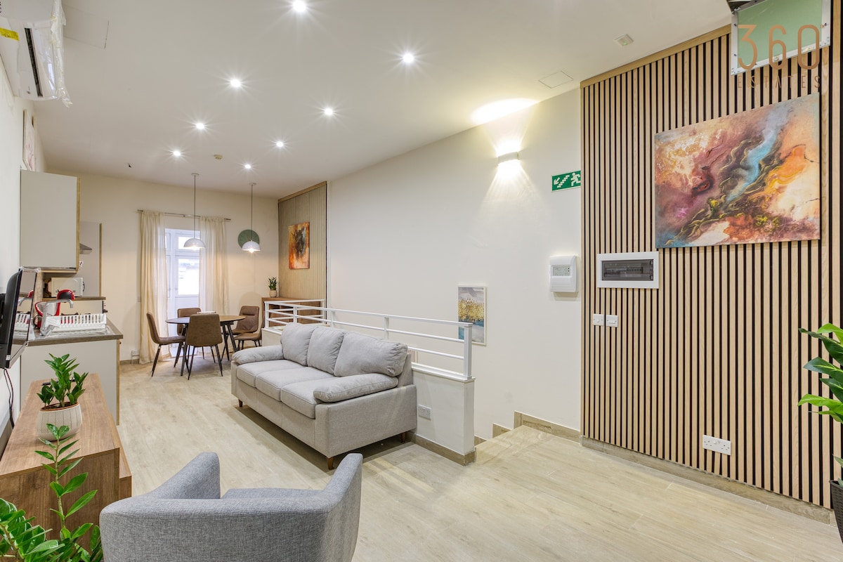 Authentic & Spacious 3BR home with Private Terrace