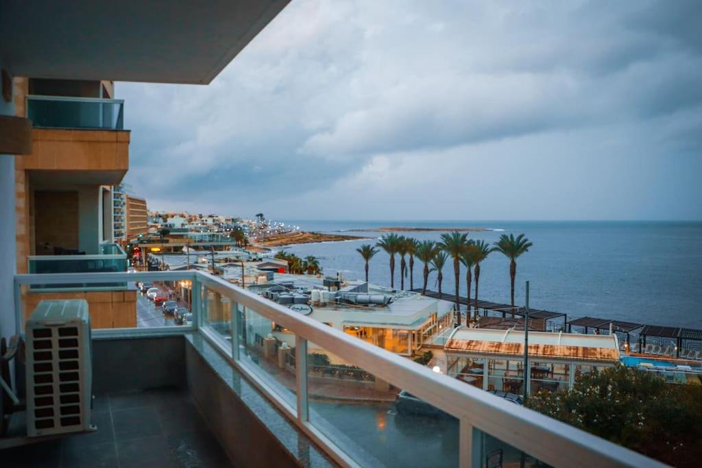 Beachfront Apartment Bugibba