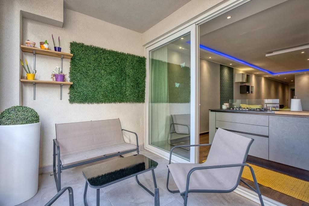 Bugibba Central Apartment 2 minutes from the sea