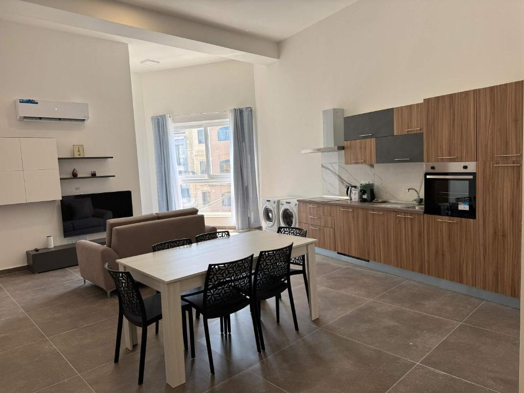 Fgura Haven Modern 2BD Apartment - by HostMT