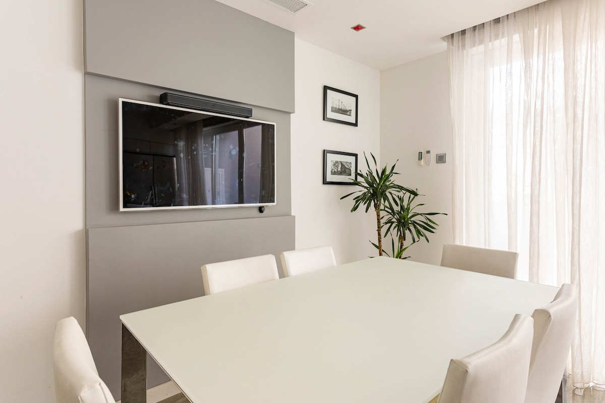 Romina's Holiday Stay