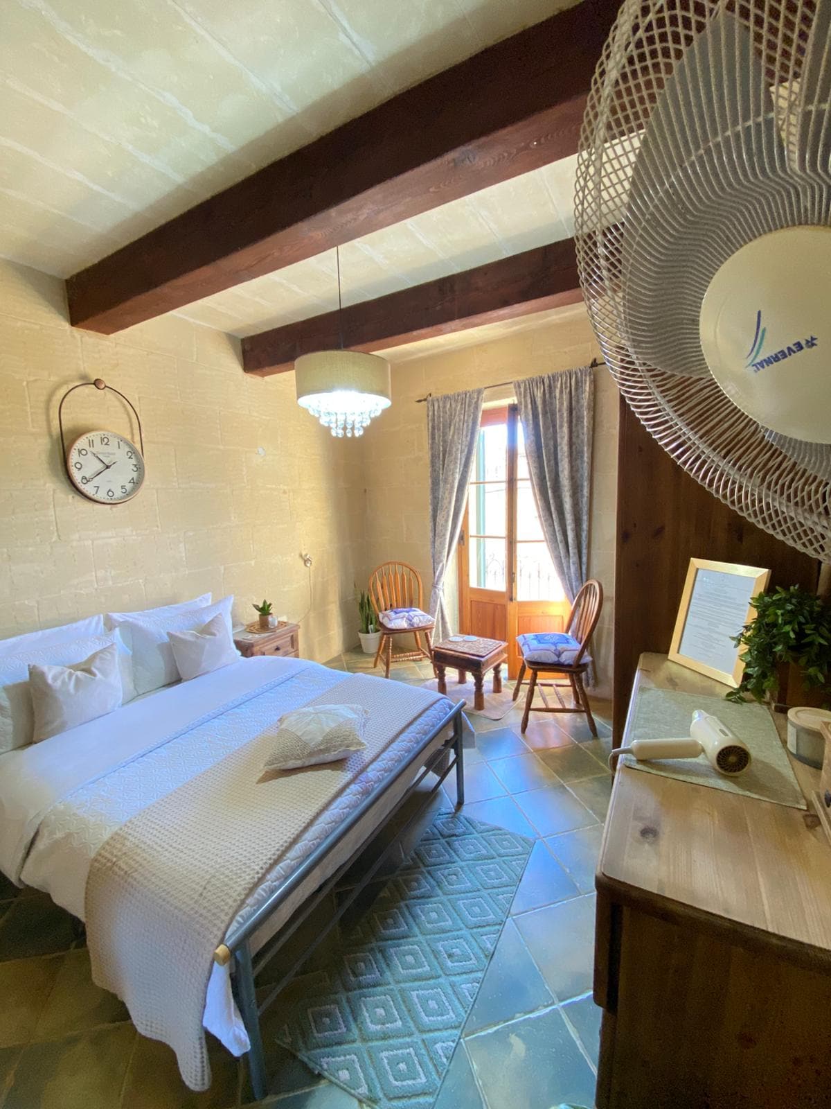 Pokój dwuosobowy z łazienką i balkonem