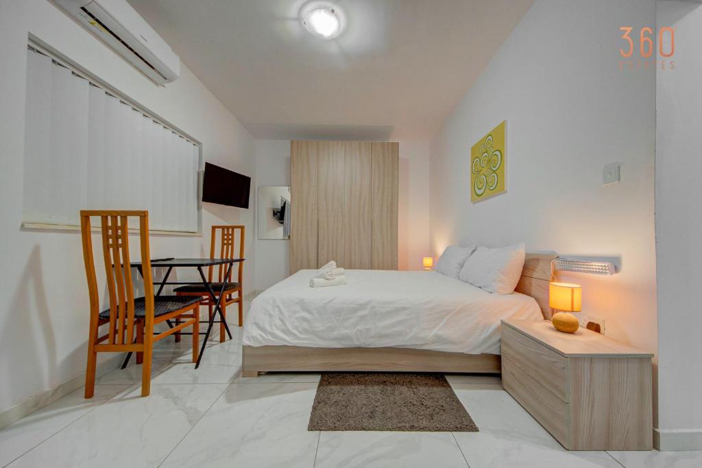 Fully equipped Studio in Msida with Wifi & AC by 360 Estates