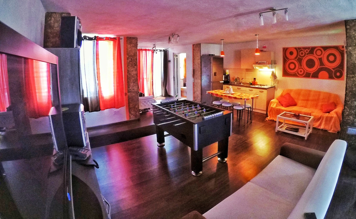 Gorgeous Spacious Penthouse