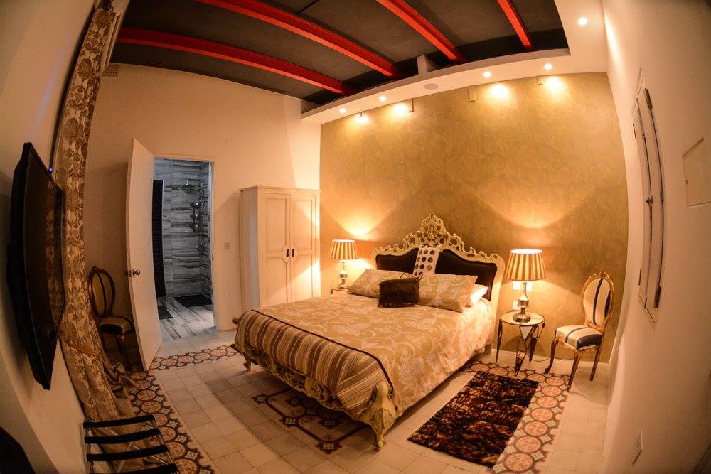 Deluxe Penthouse Suite at Maleth Inn Guesthouse