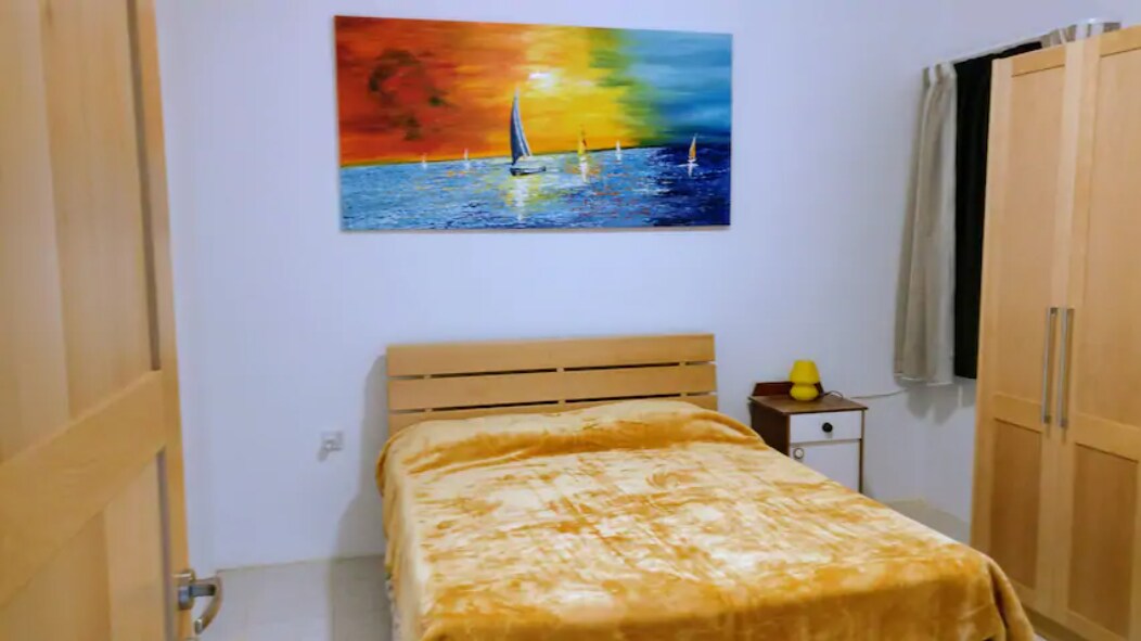 Cosy Sea Front  Apartment