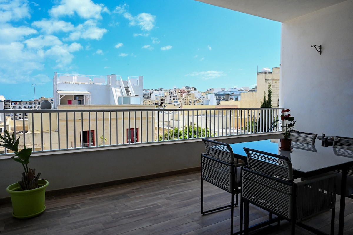 Spacious and central Mellieha 2BED by Homely !