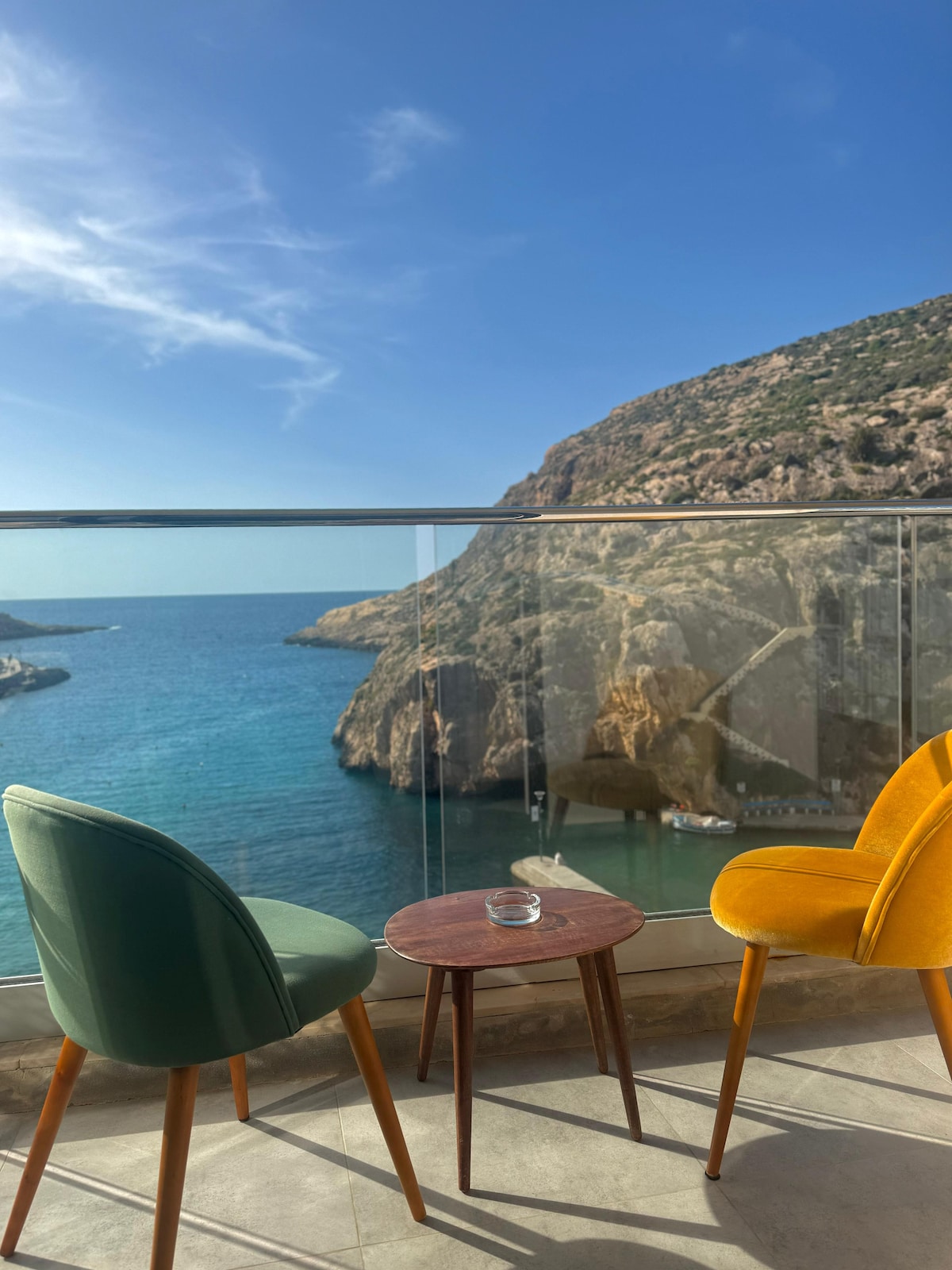 Zachód słońca w Xlendi