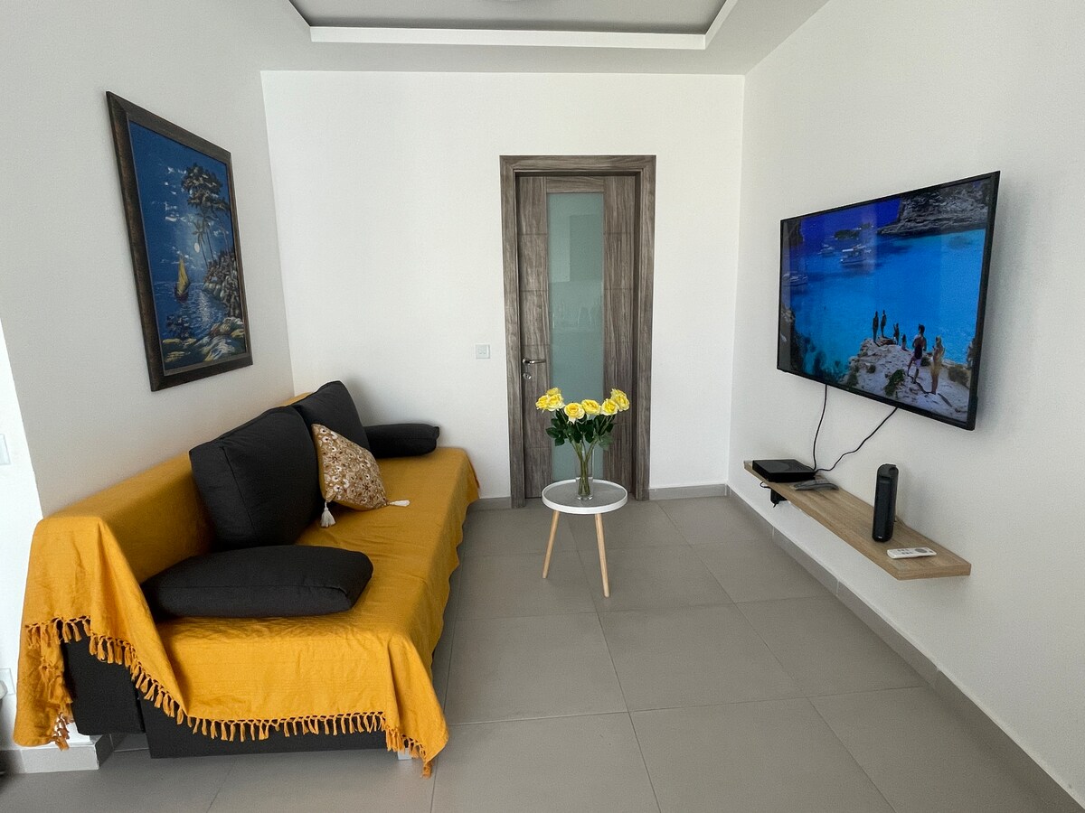 New Comfortable 7SUN apartment near sandy beach