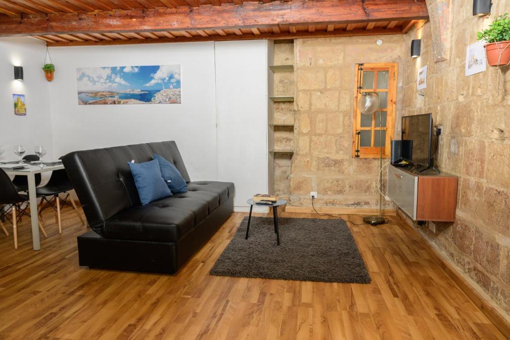 Cosy Valletta loft apartment in the city centre