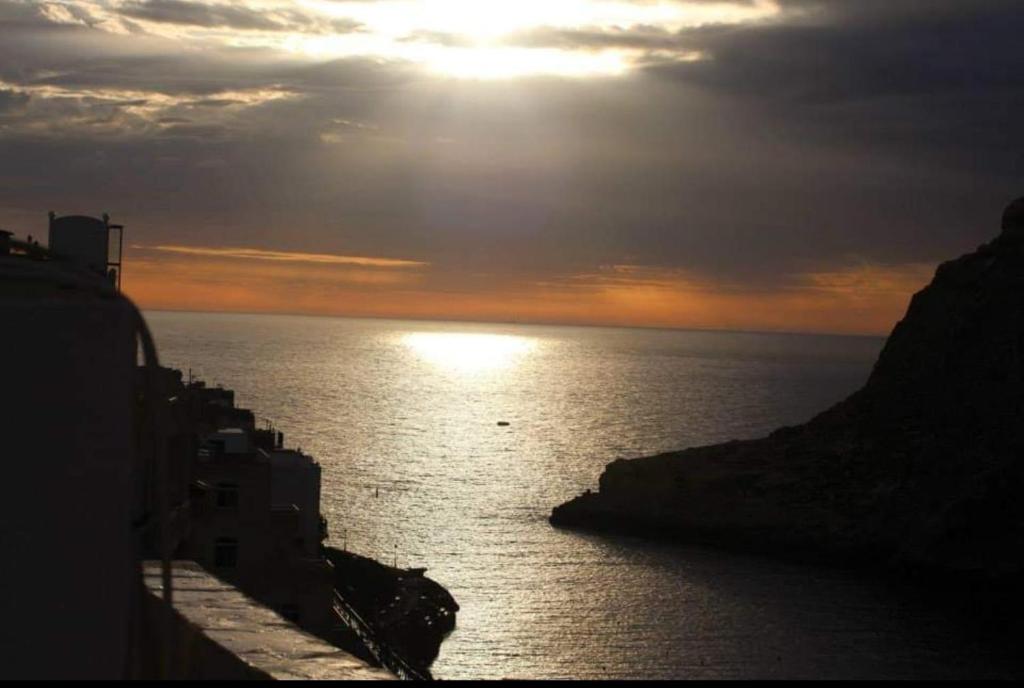 Przytulny apartament Xlendi