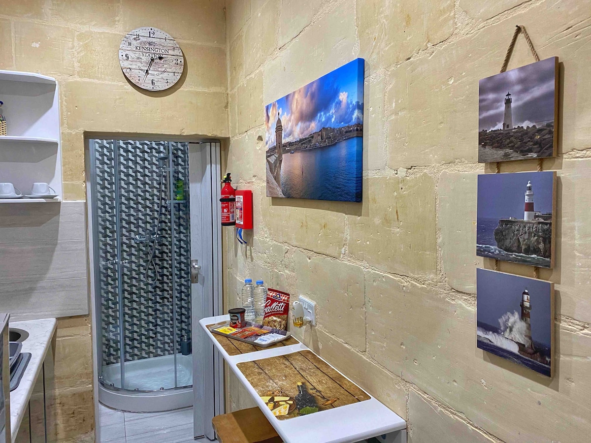 Charming Apartment in Senglea