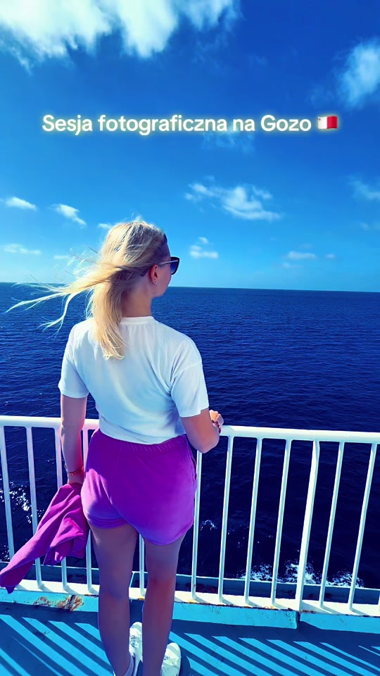 @spiritiscallingyoutogozo  To autorka zdjęć, która współpracuje przed...